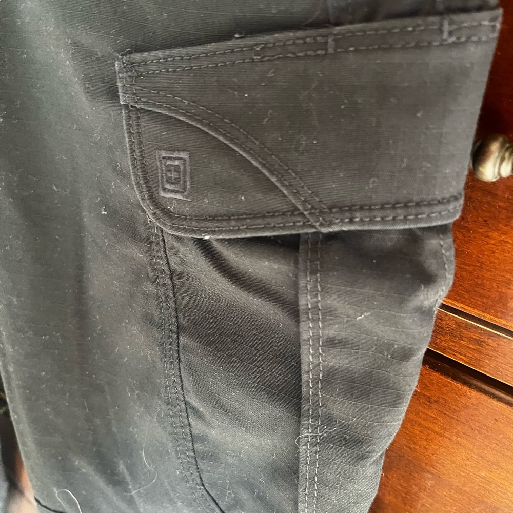 Black 5.11 Women’s Stryke Pant size 10